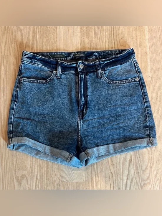 Highest Rise Jean Shorts - Picture 1 of 6